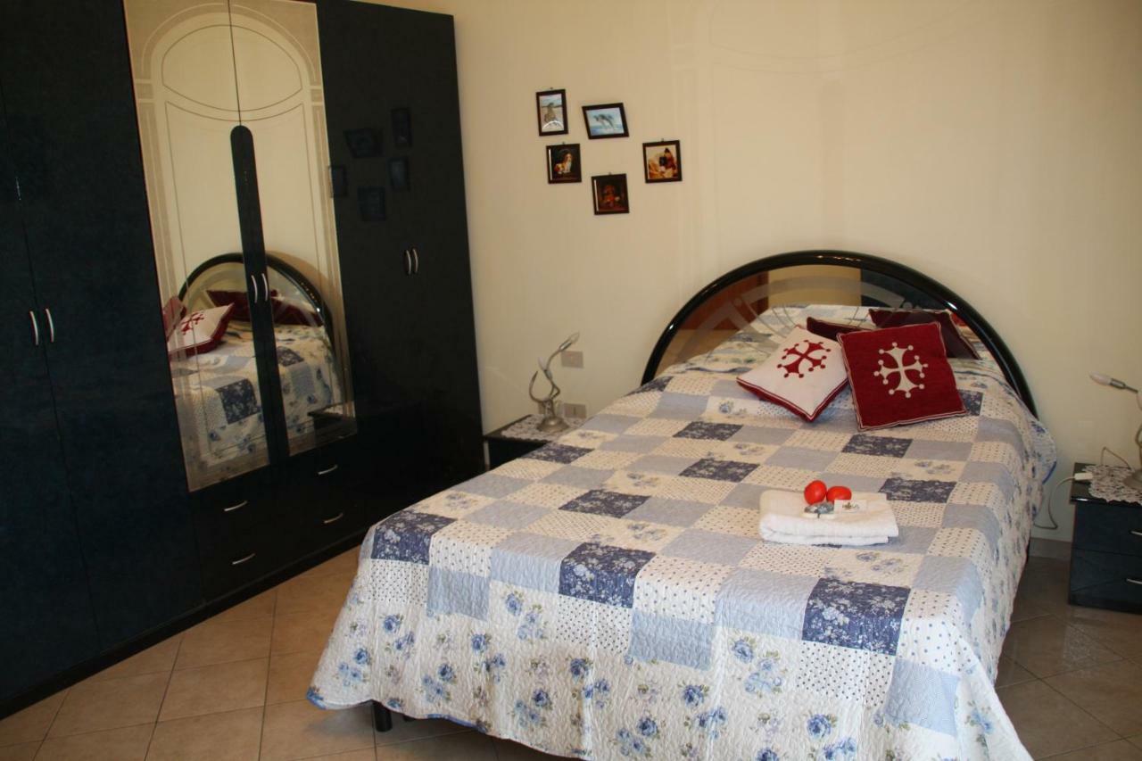 Pisa Town Panzió Kültér fotó