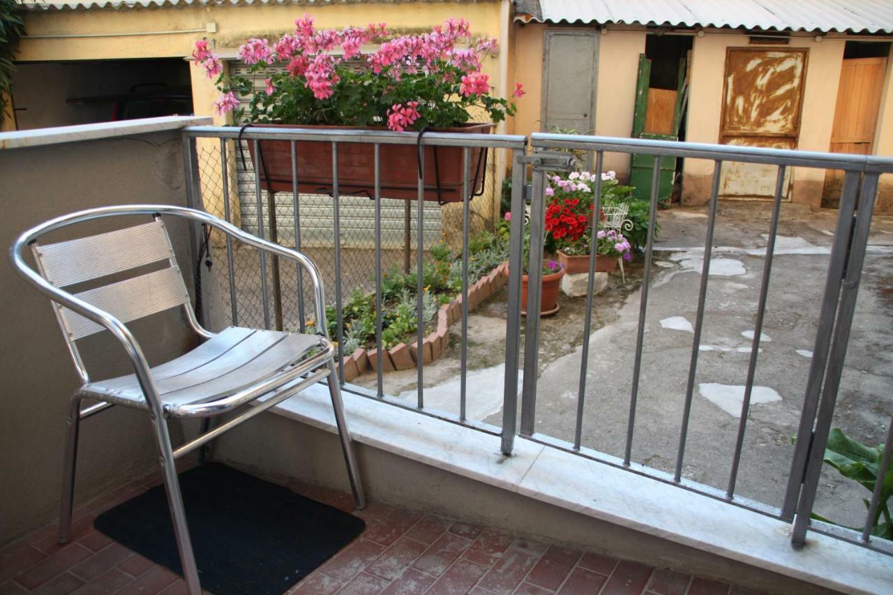 Pisa Town Panzió Kültér fotó